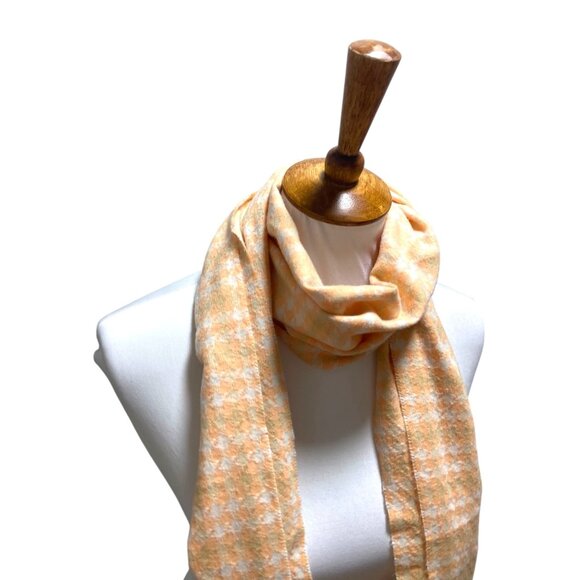 Houndstooth Print Scarf Peach One Size - Picture 5 of 10